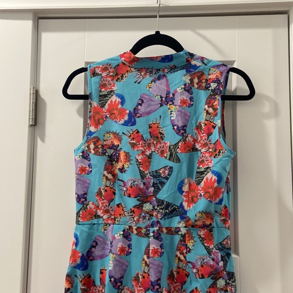 Cynthia Rowley Butterfly Print Romper Excellent condition women's 4 sexy v neck - Picture 9 of 10